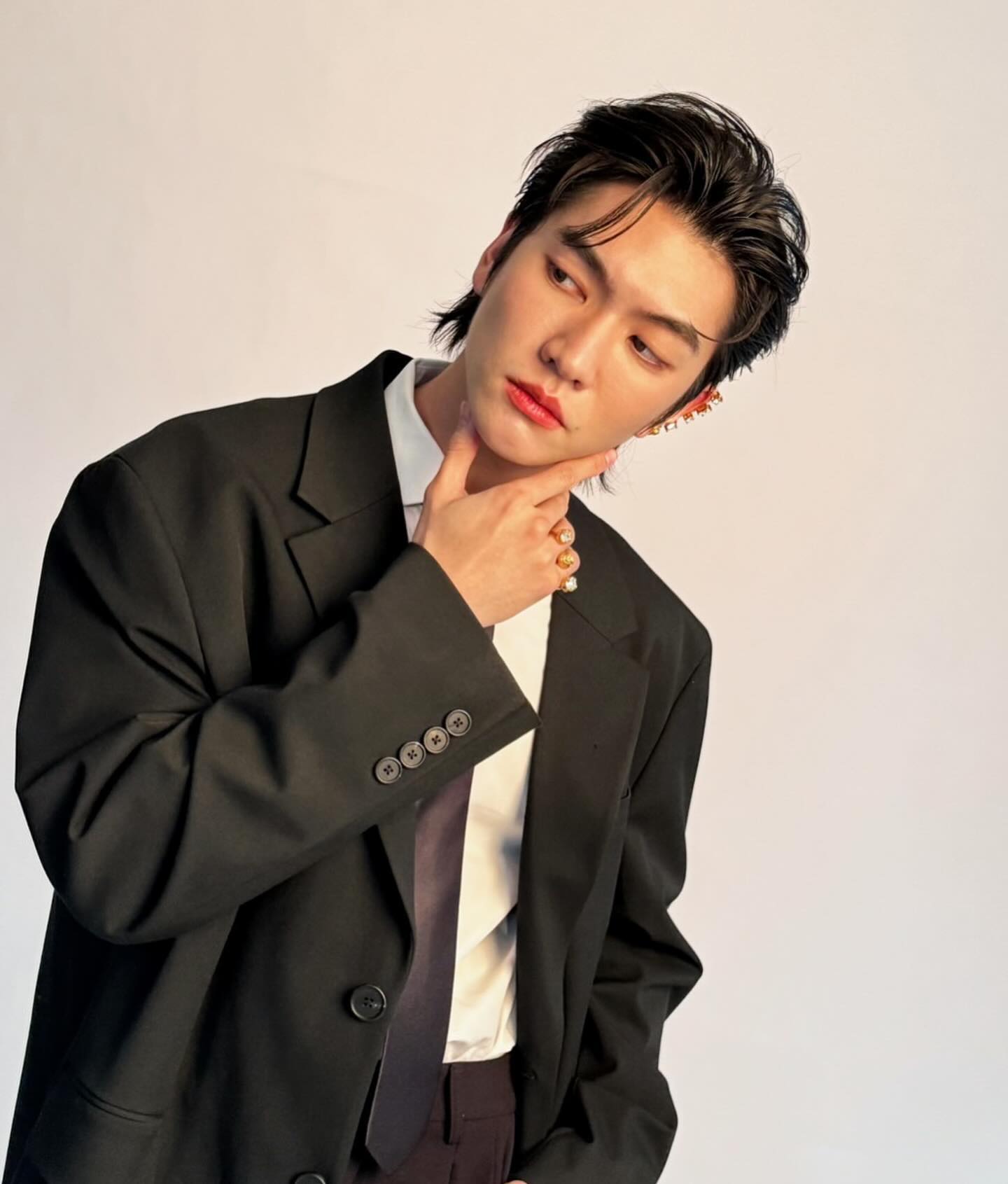 บอส - ชัยกมล เสริมส่งวิทยะ