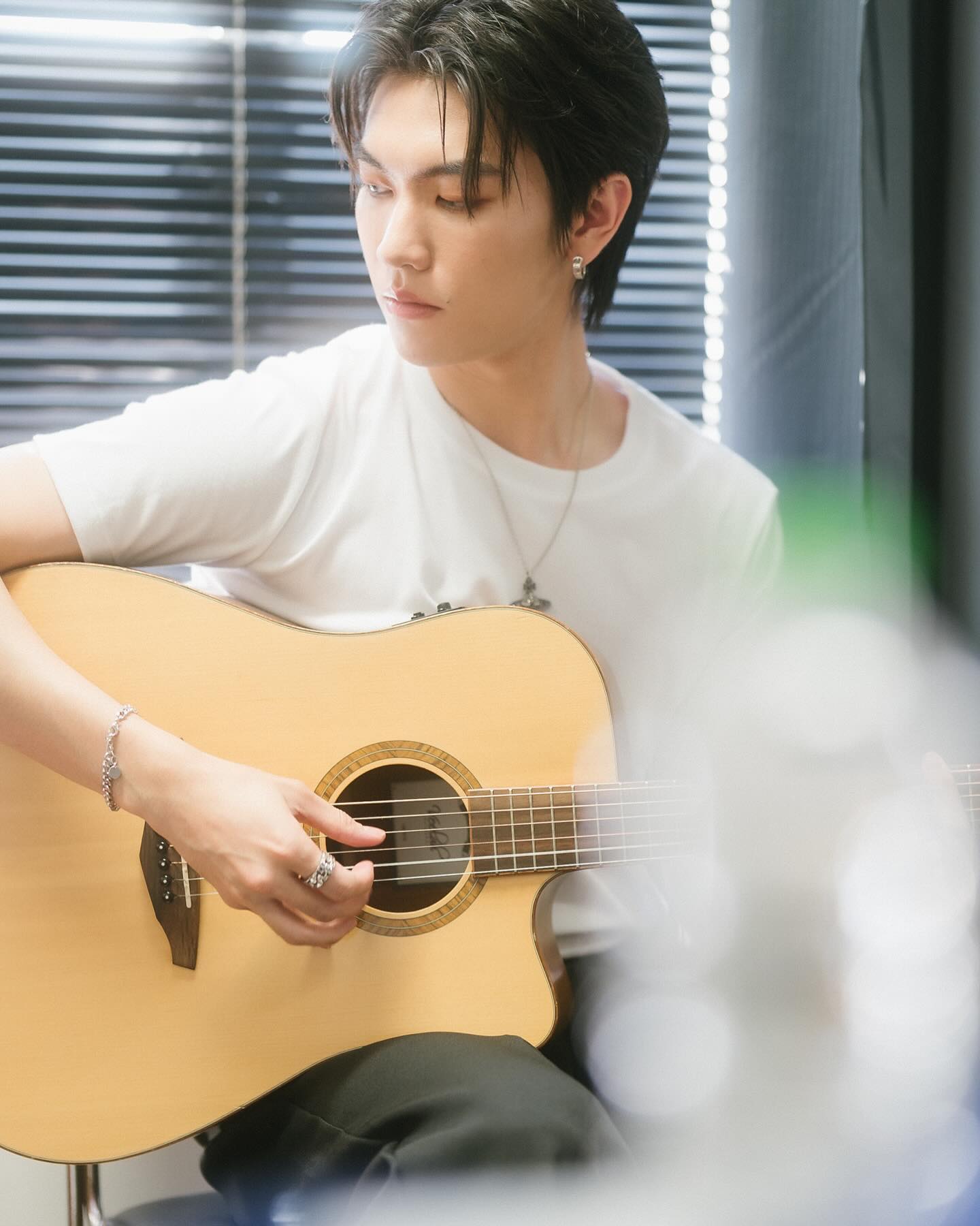 บอส - ชัยกมล เสริมส่งวิทยะ