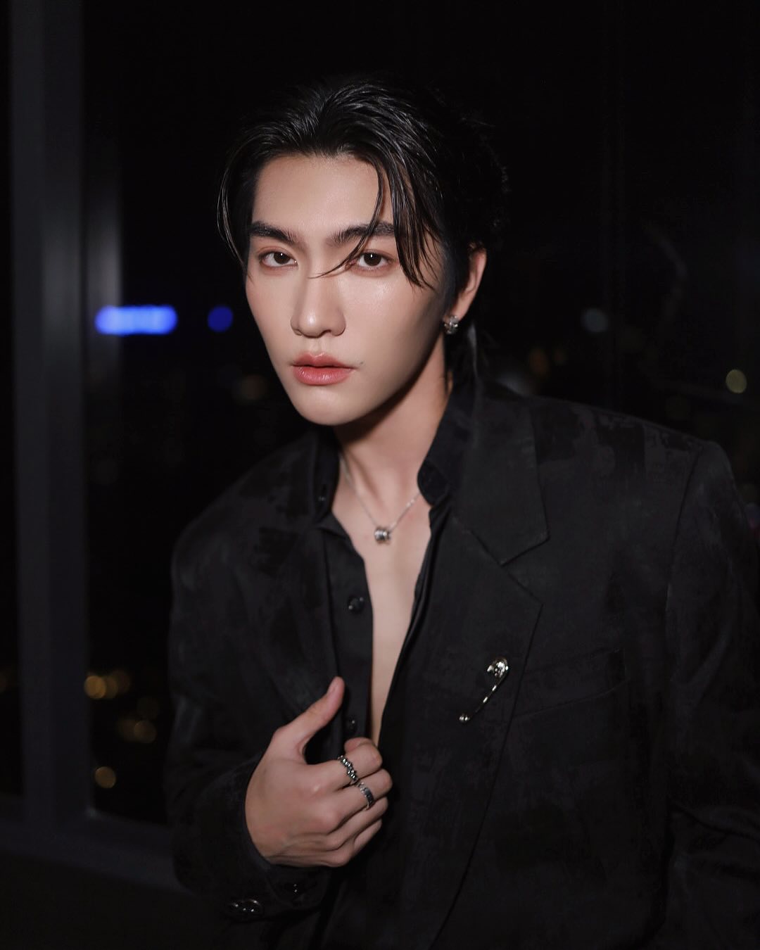 บอส - ชัยกมล เสริมส่งวิทยะ