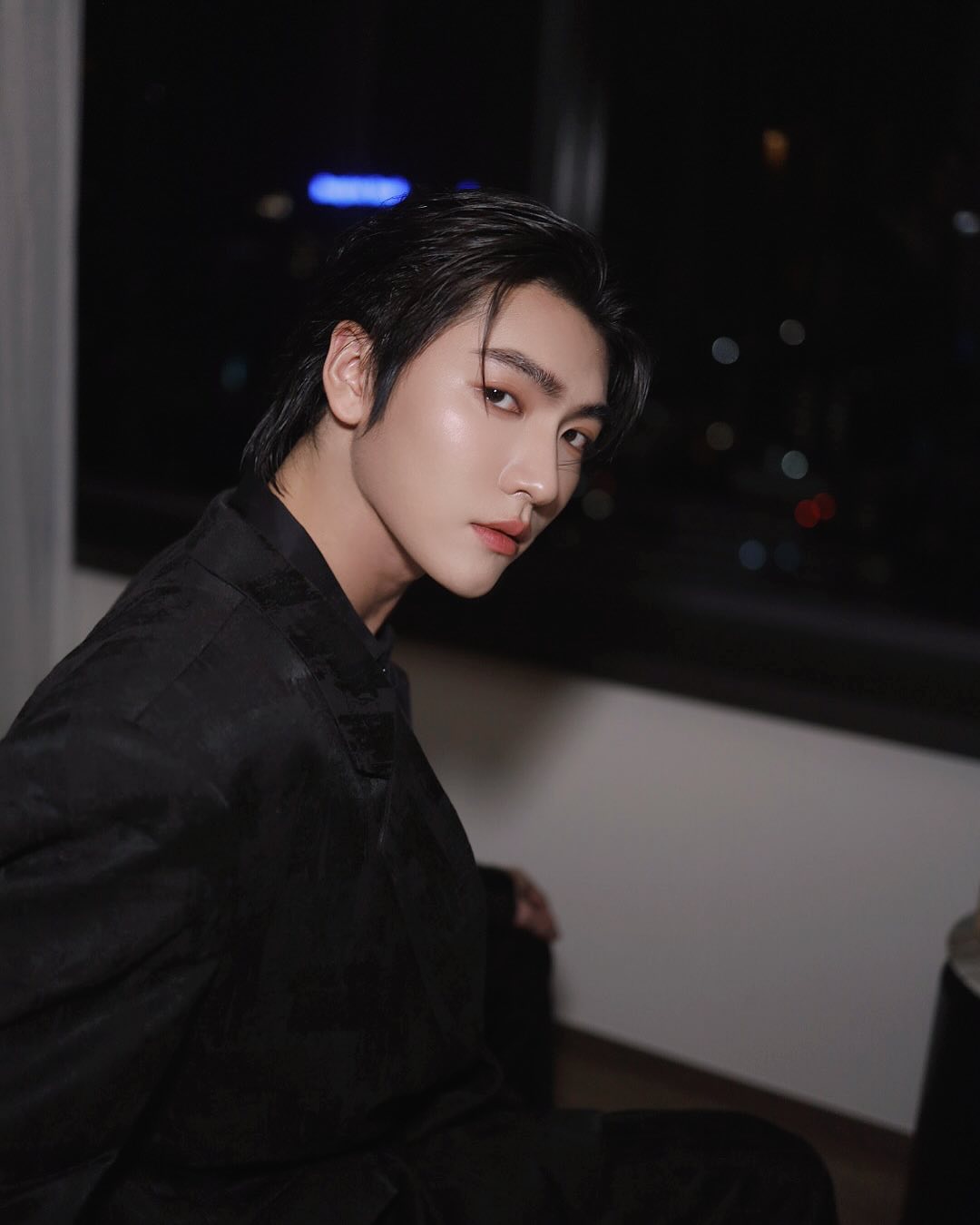 บอส - ชัยกมล เสริมส่งวิทยะ