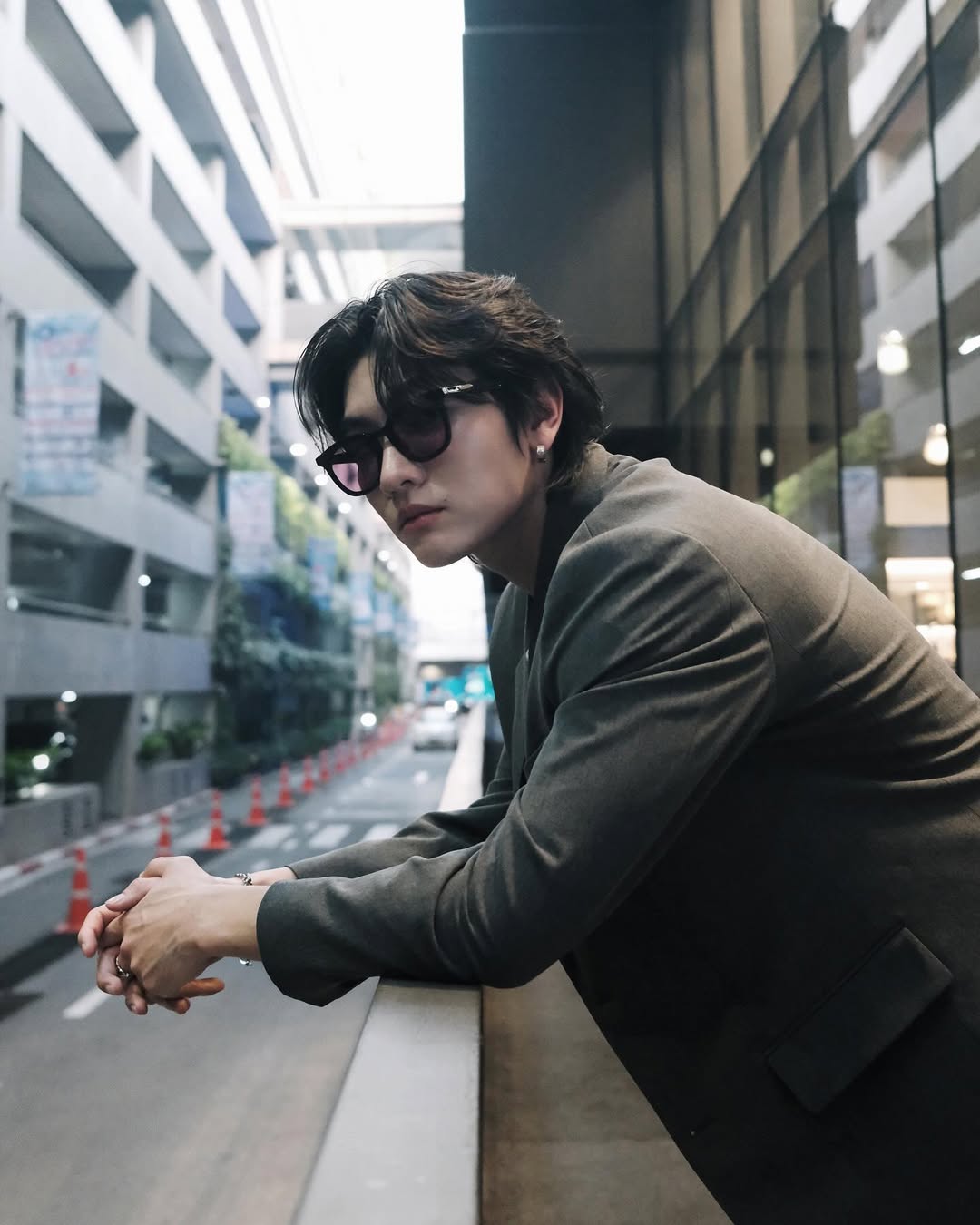บอส - ชัยกมล เสริมส่งวิทยะ
