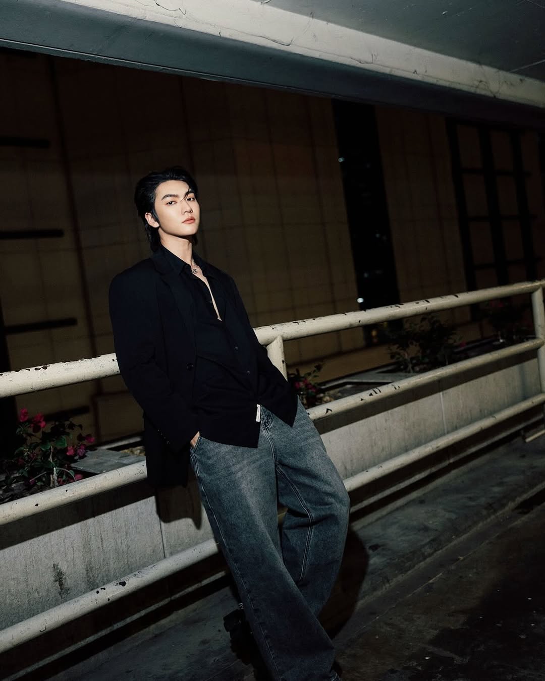 บอส - ชัยกมล เสริมส่งวิทยะ