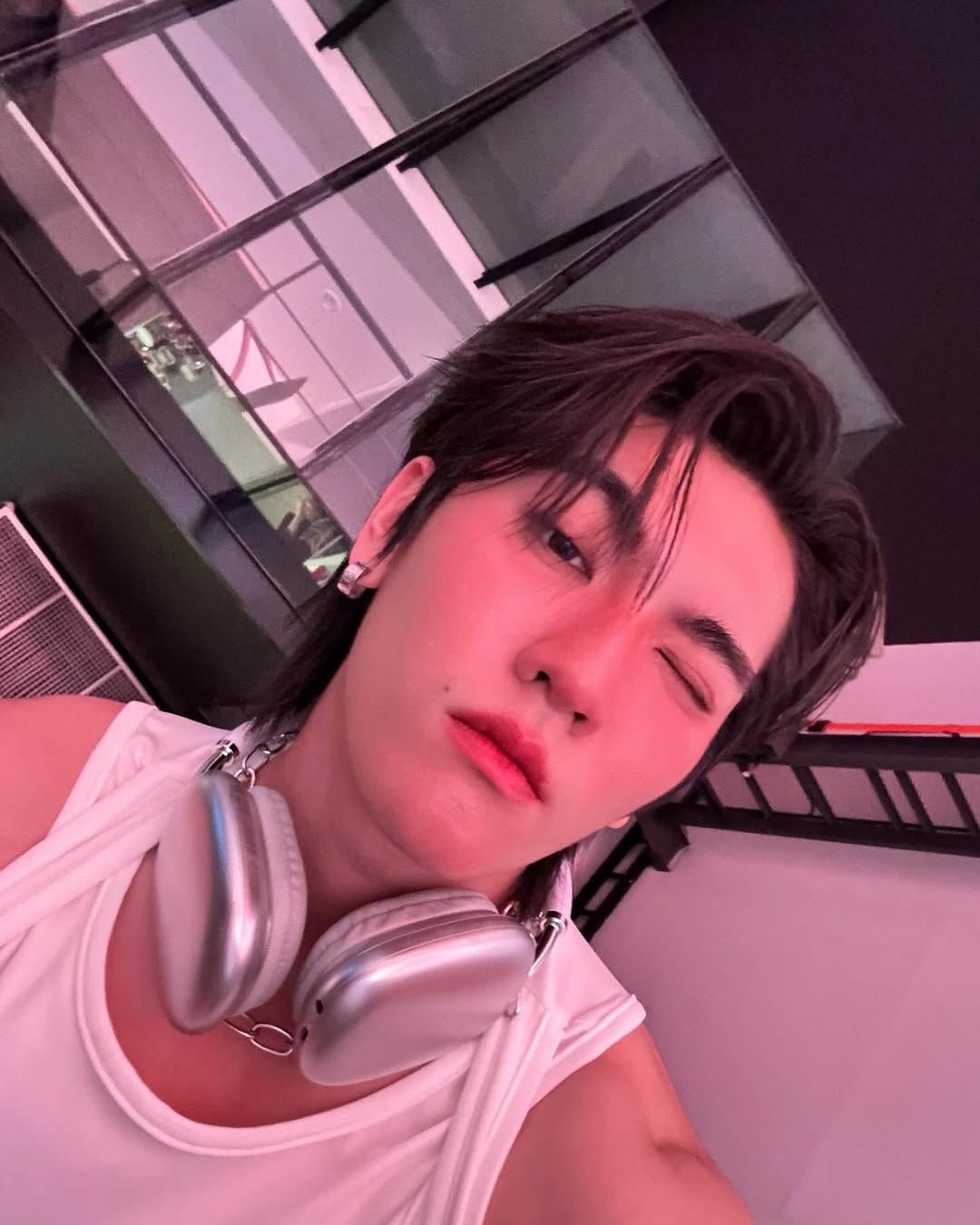 บอส - ชัยกมล เสริมส่งวิทยะ