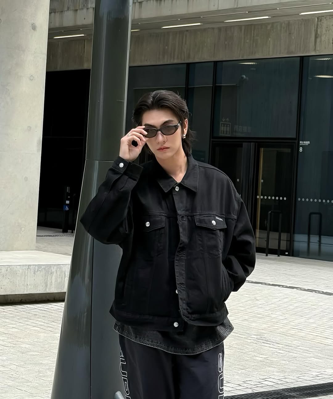 บอส - ชัยกมล เสริมส่งวิทยะ