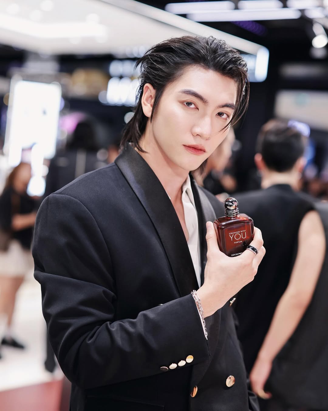 บอส - ชัยกมล เสริมส่งวิทยะ