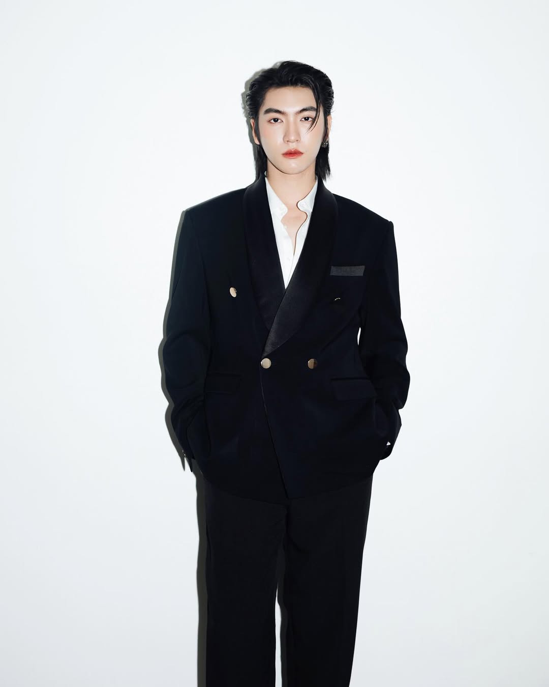 บอส - ชัยกมล เสริมส่งวิทยะ