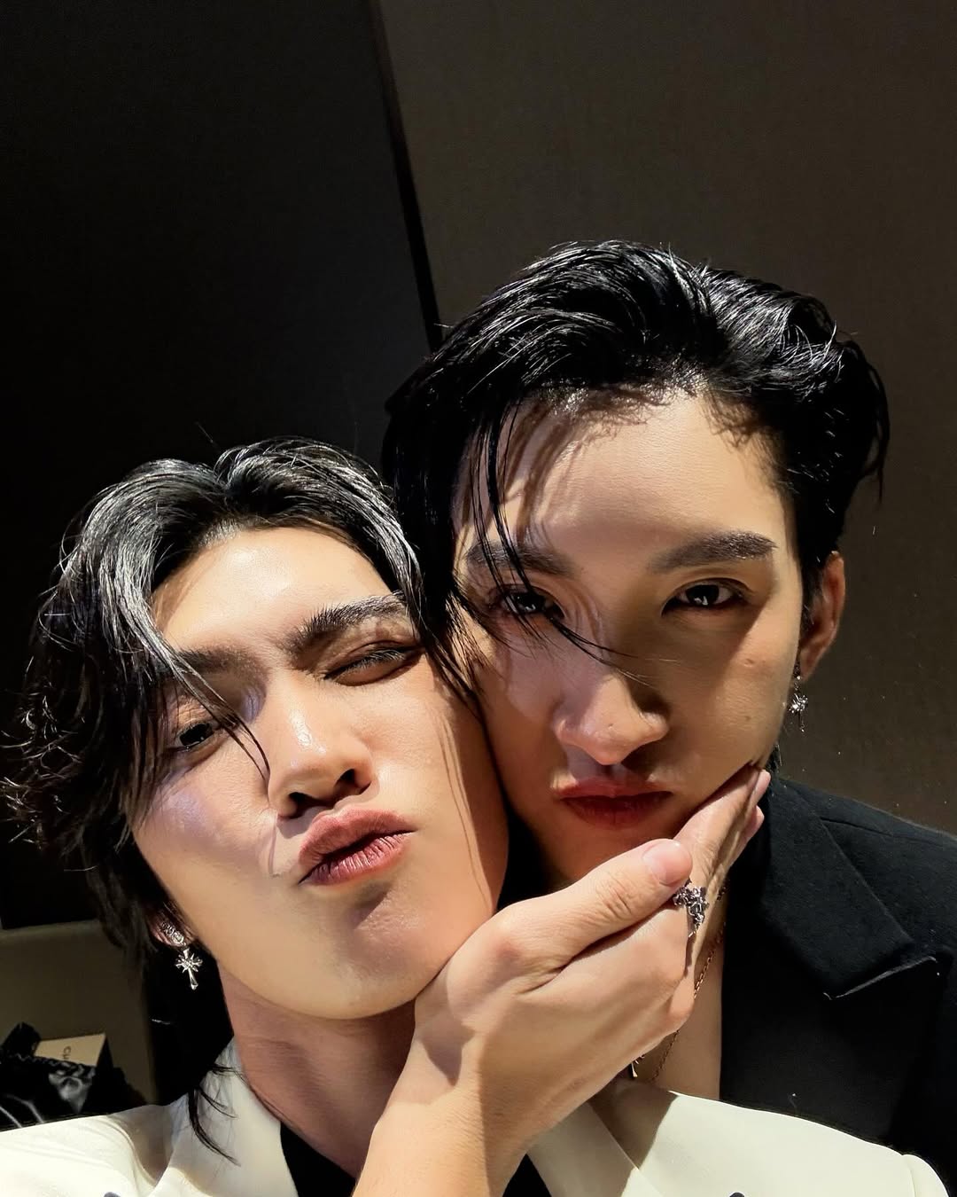บอส - ชัยกมล เสริมส่งวิทยะ