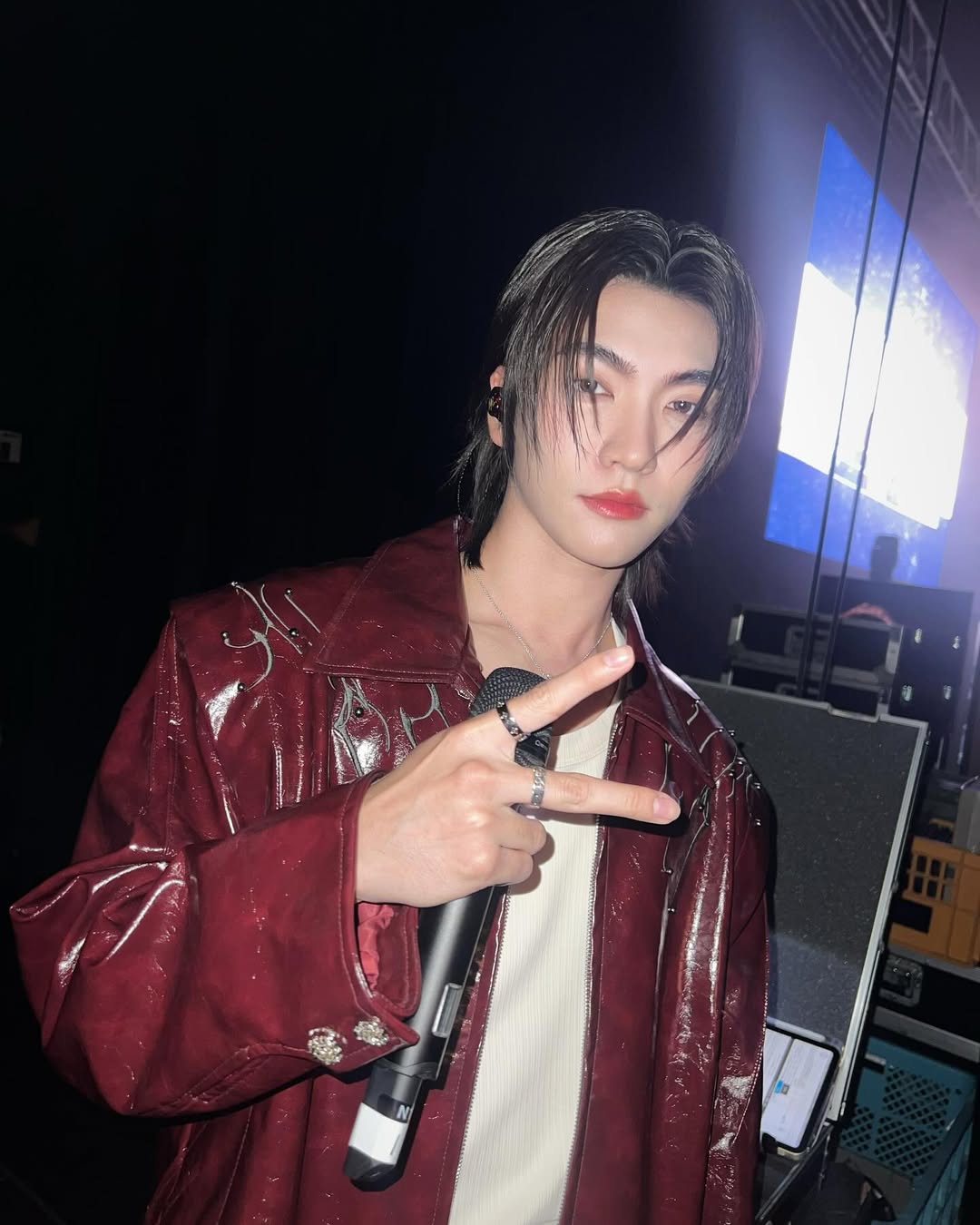 บอส - ชัยกมล เสริมส่งวิทยะ