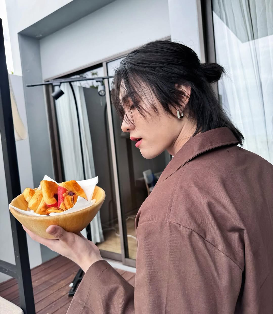 บอส - ชัยกมล เสริมส่งวิทยะ