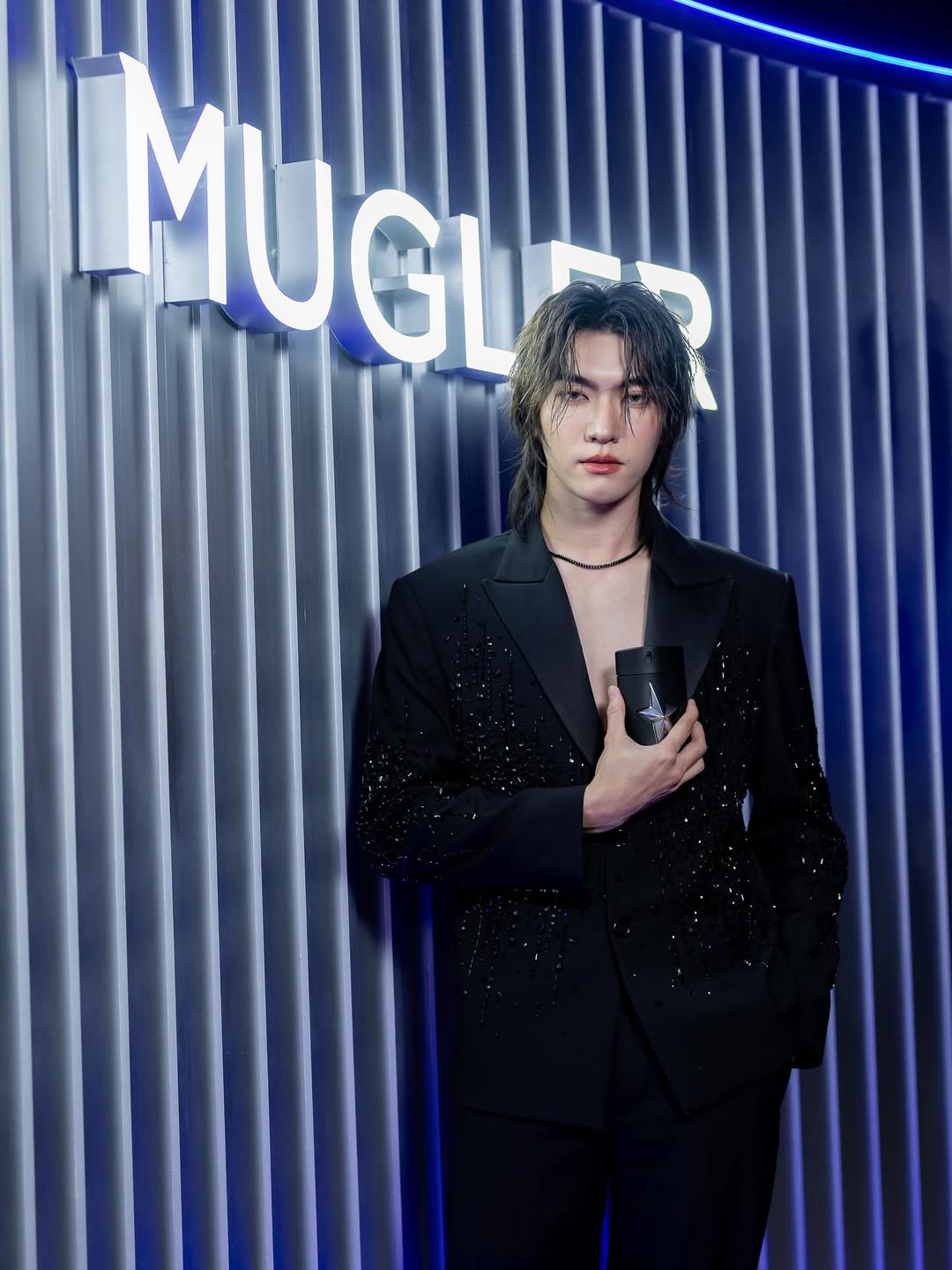บอส - ชัยกมล เสริมส่งวิทยะ