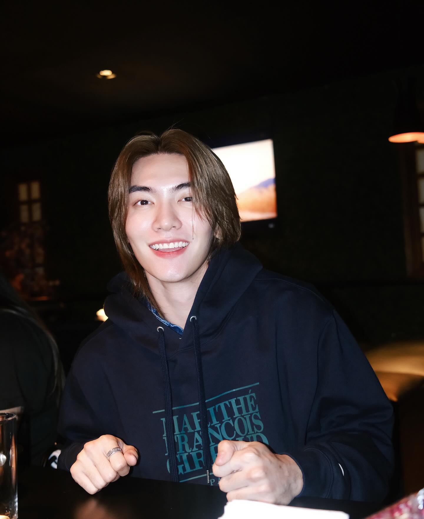บอส - ชัยกมล เสริมส่งวิทยะ
