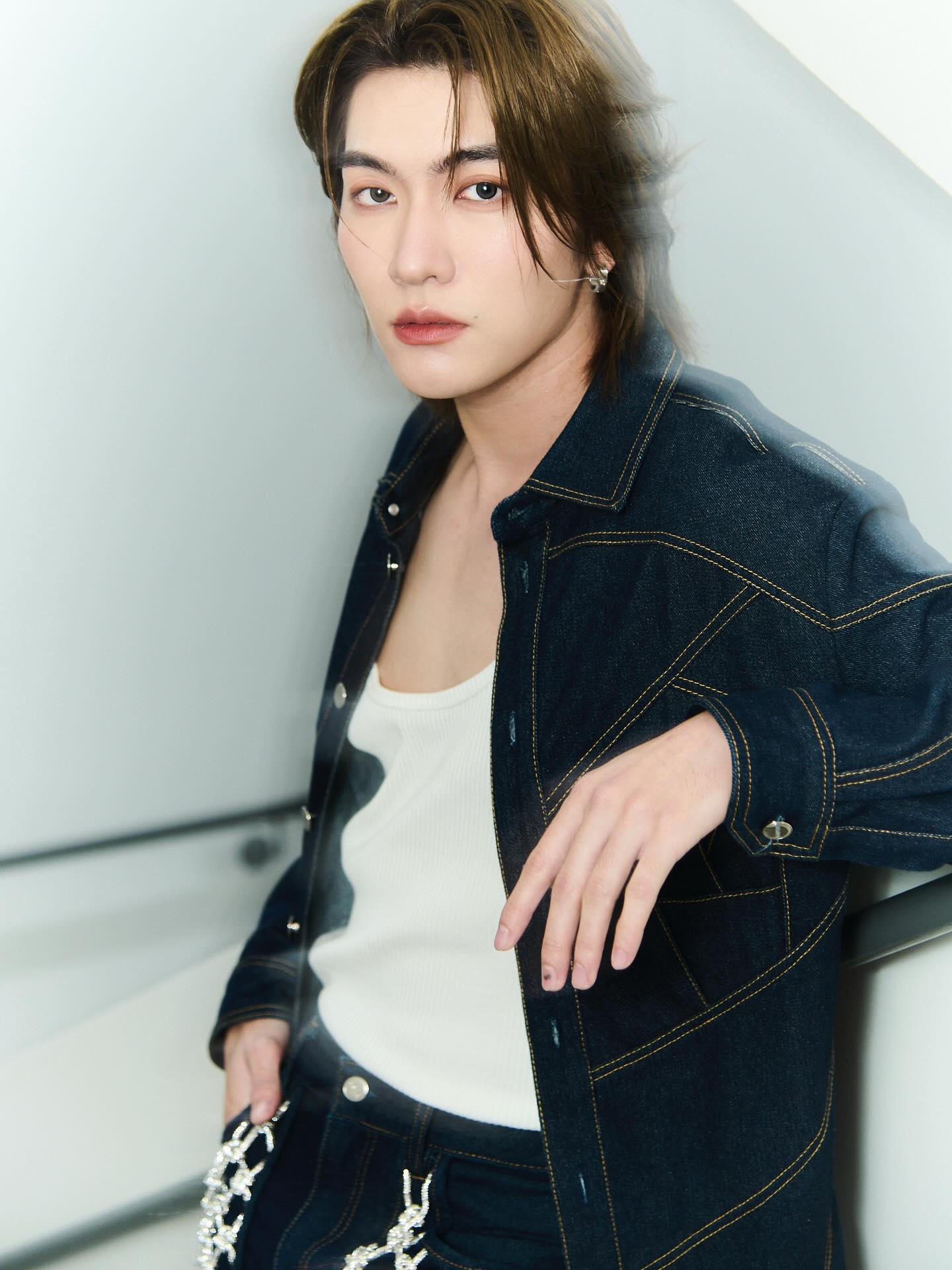 บอส - ชัยกมล เสริมส่งวิทยะ