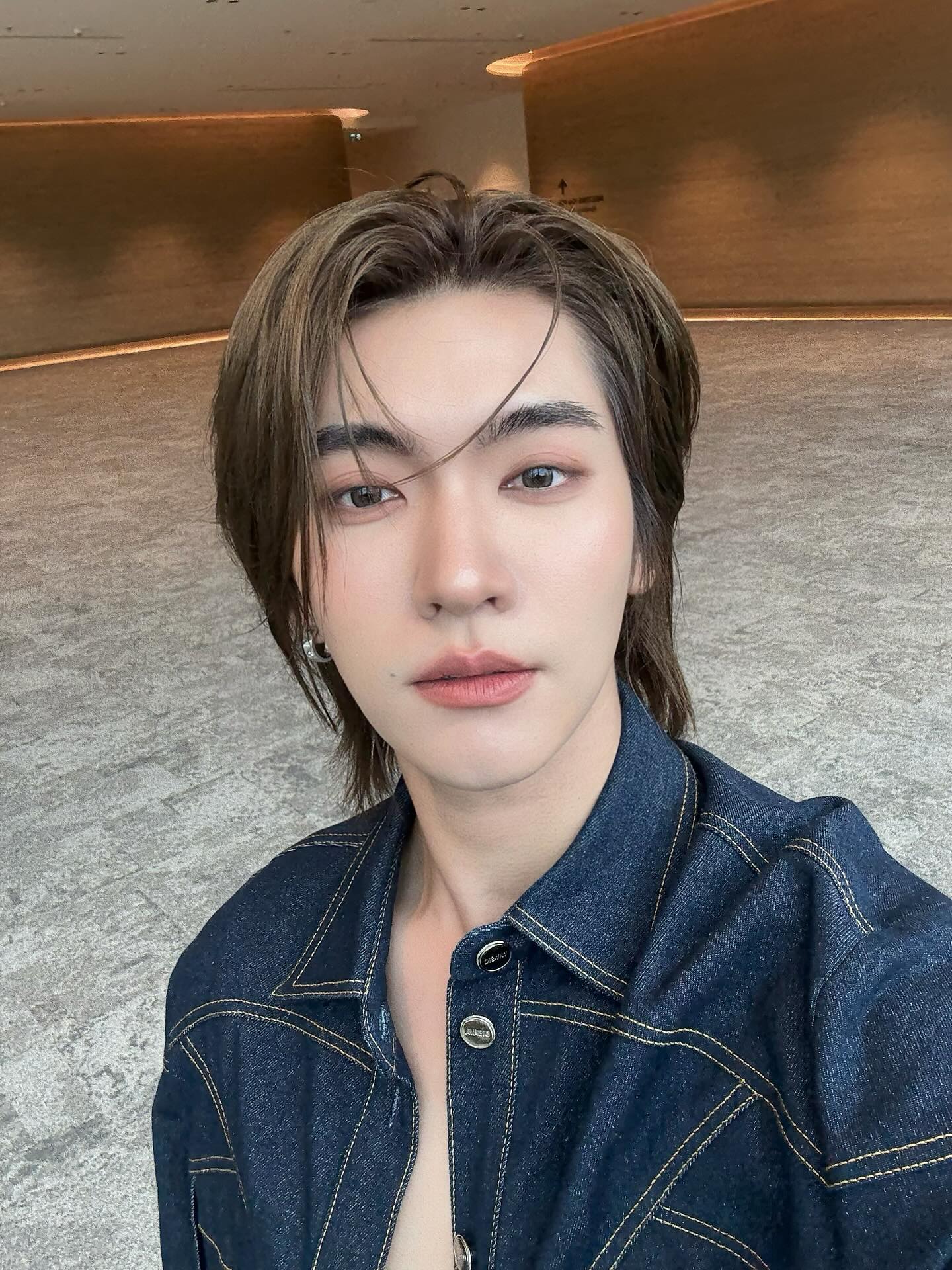 บอส - ชัยกมล เสริมส่งวิทยะ