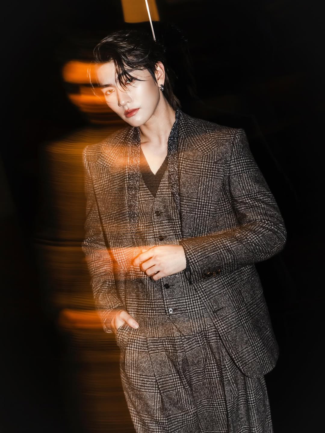 บอส - ชัยกมล เสริมส่งวิทยะ