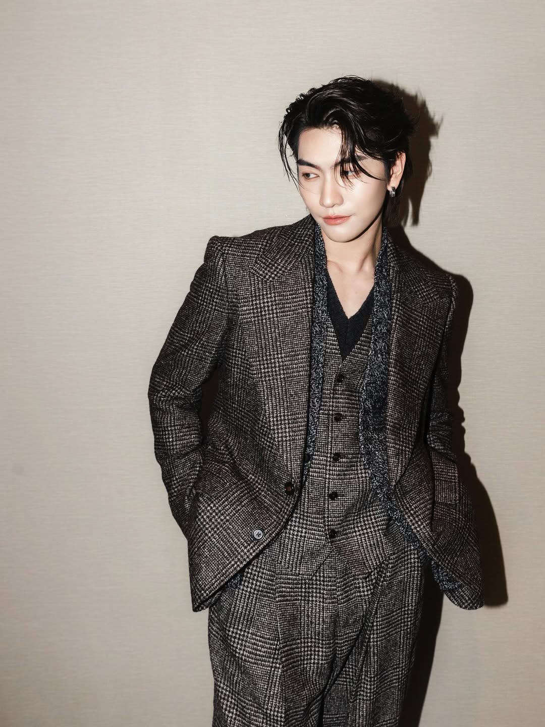 บอส - ชัยกมล เสริมส่งวิทยะ