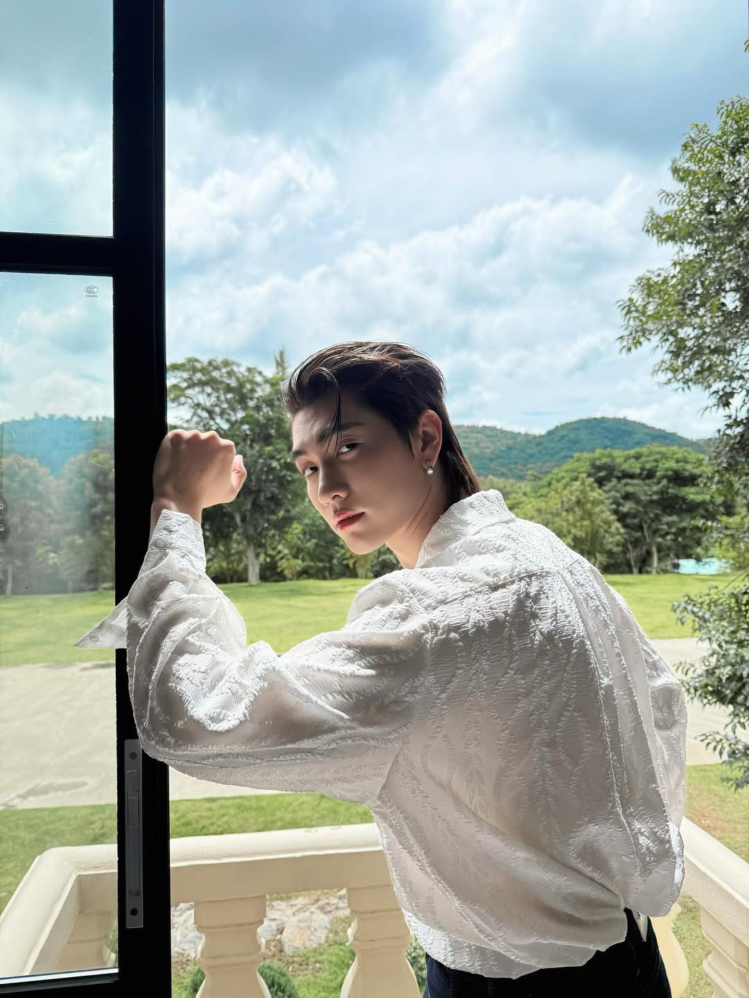 บอส - ชัยกมล เสริมส่งวิทยะ