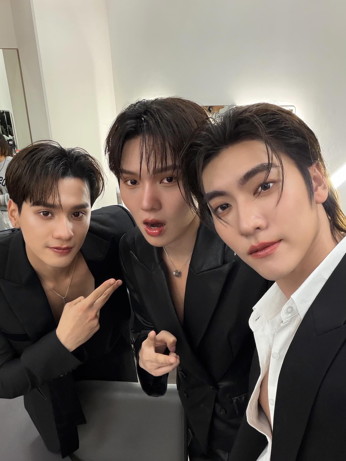 บอส - ชัยกมล เสริมส่งวิทยะ