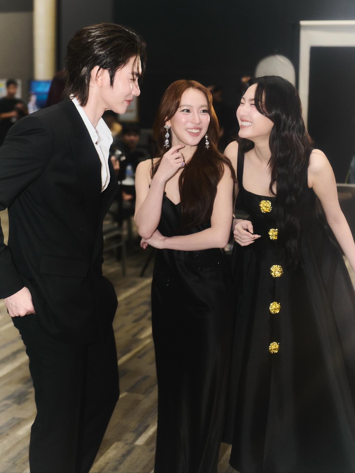 บอส - ชัยกมล เสริมส่งวิทยะ