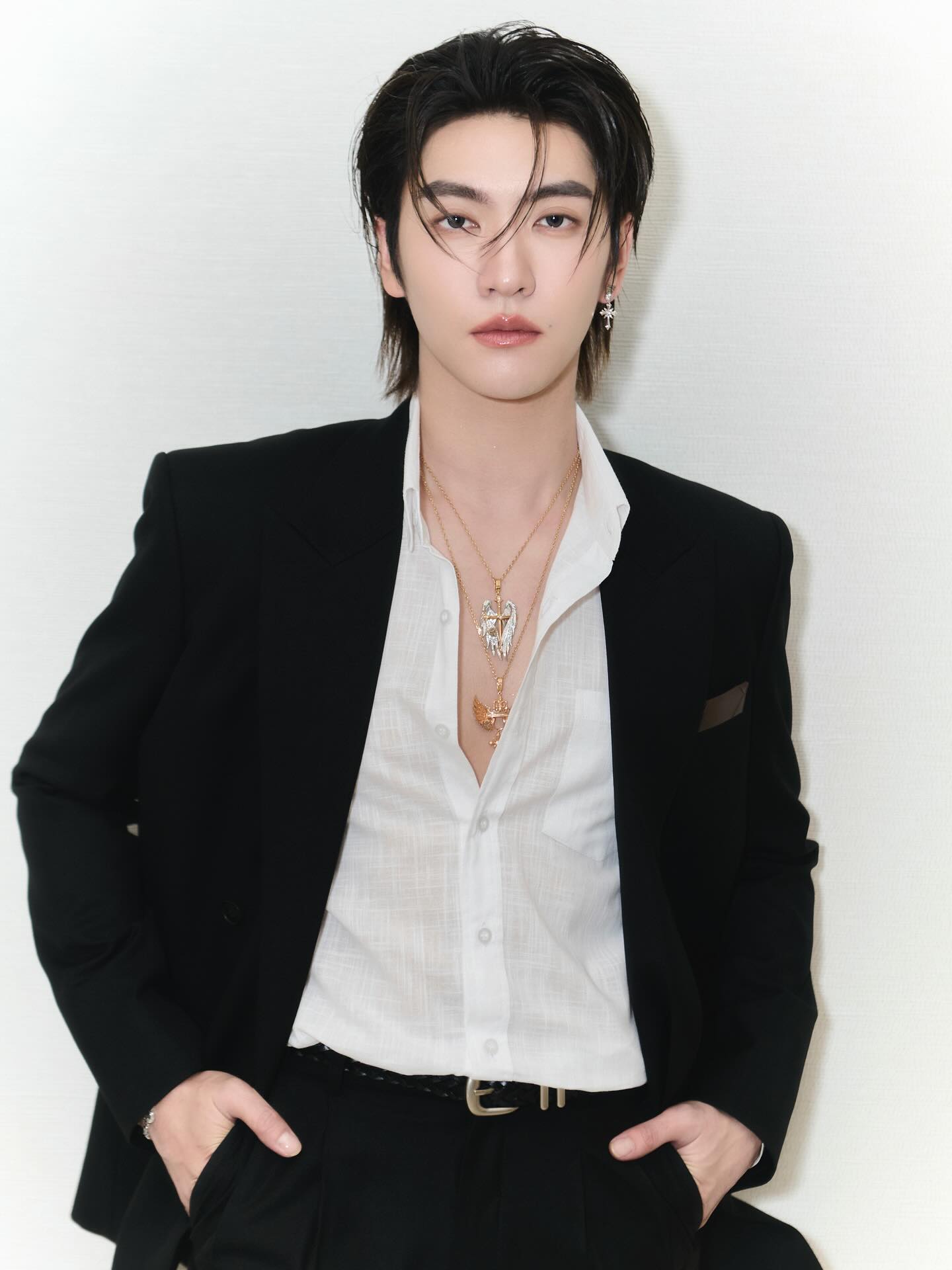 บอส - ชัยกมล เสริมส่งวิทยะ