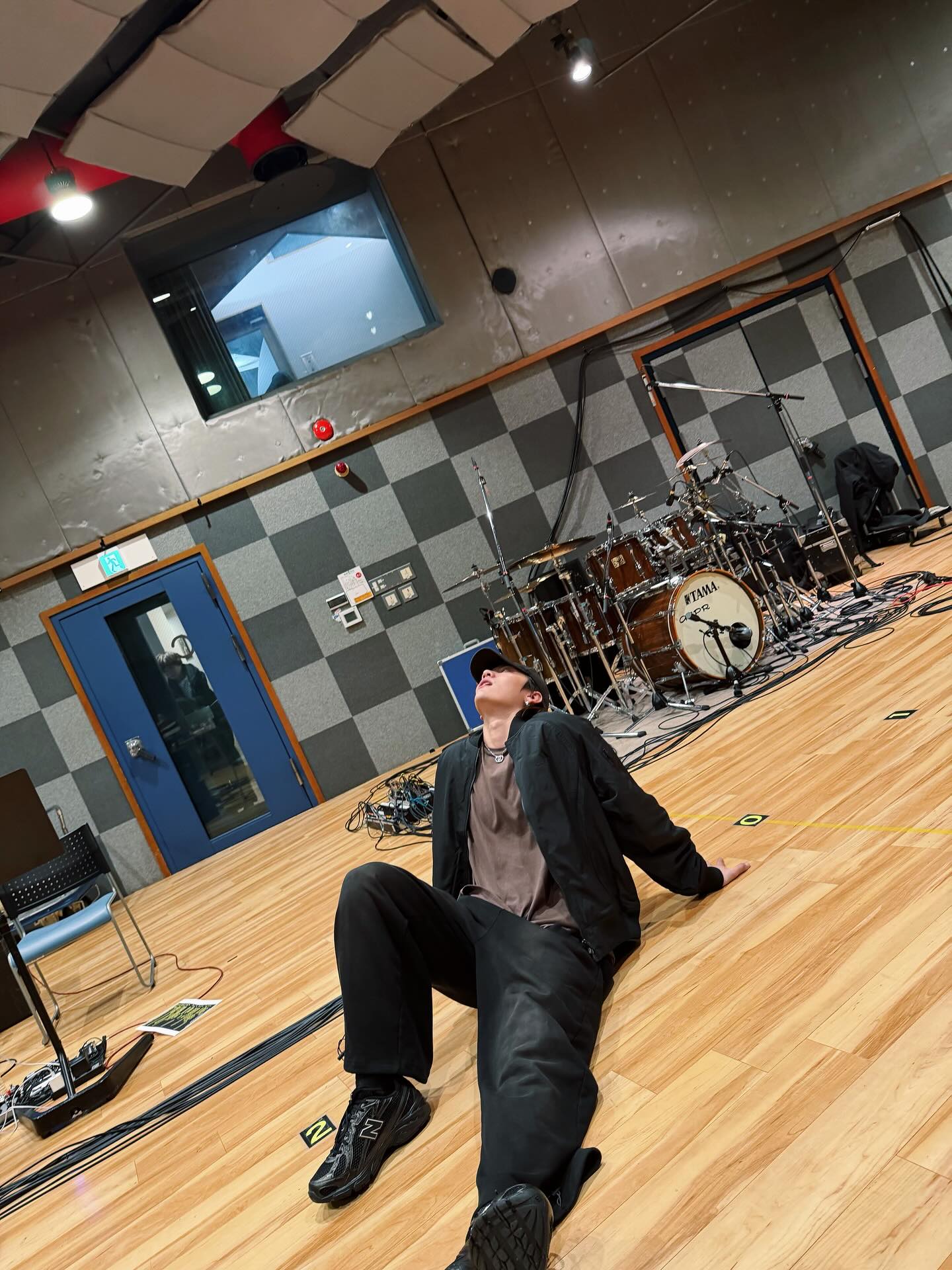 บอส - ชัยกมล เสริมส่งวิทยะ