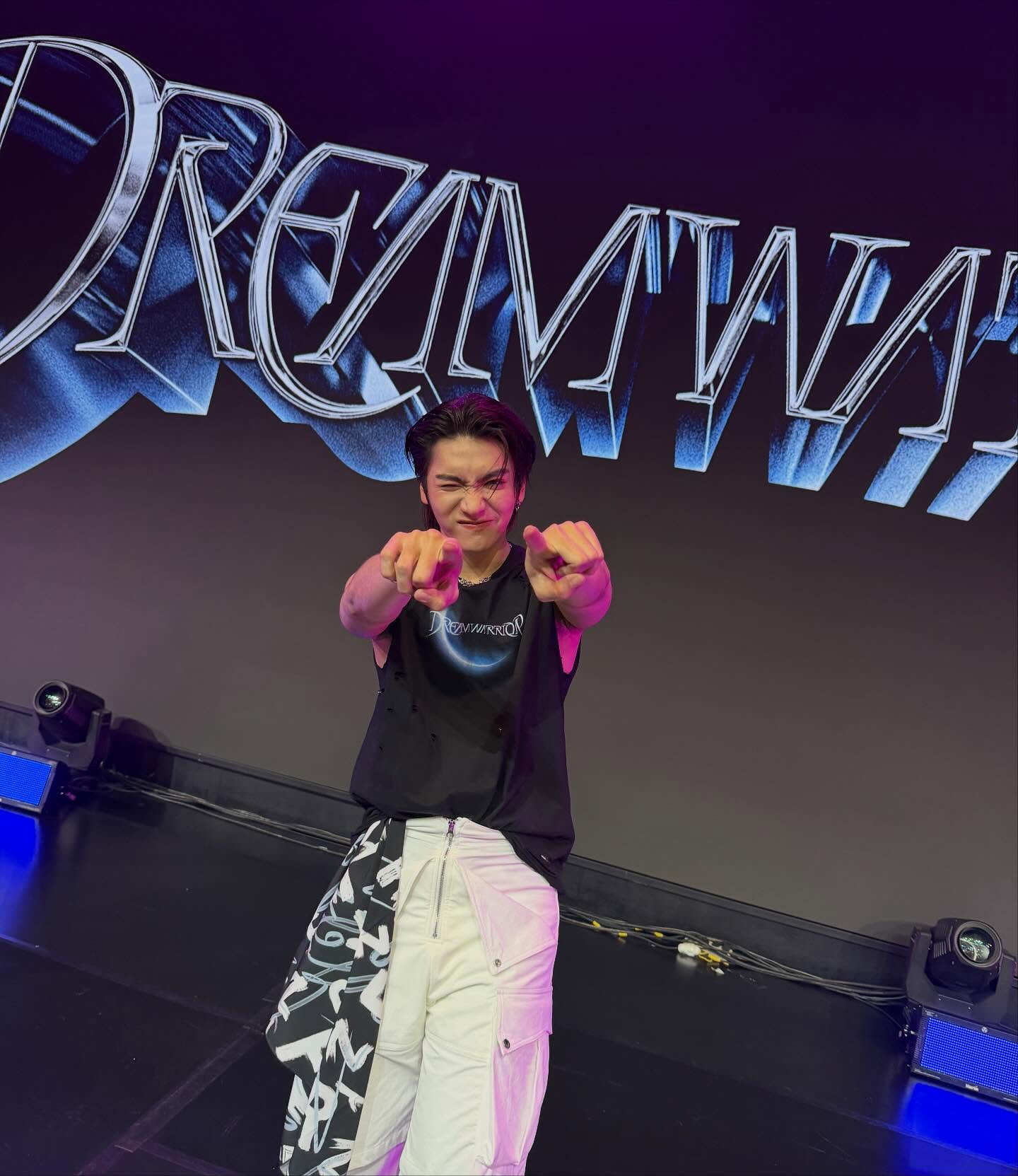 บอส - ชัยกมล เสริมส่งวิทยะ