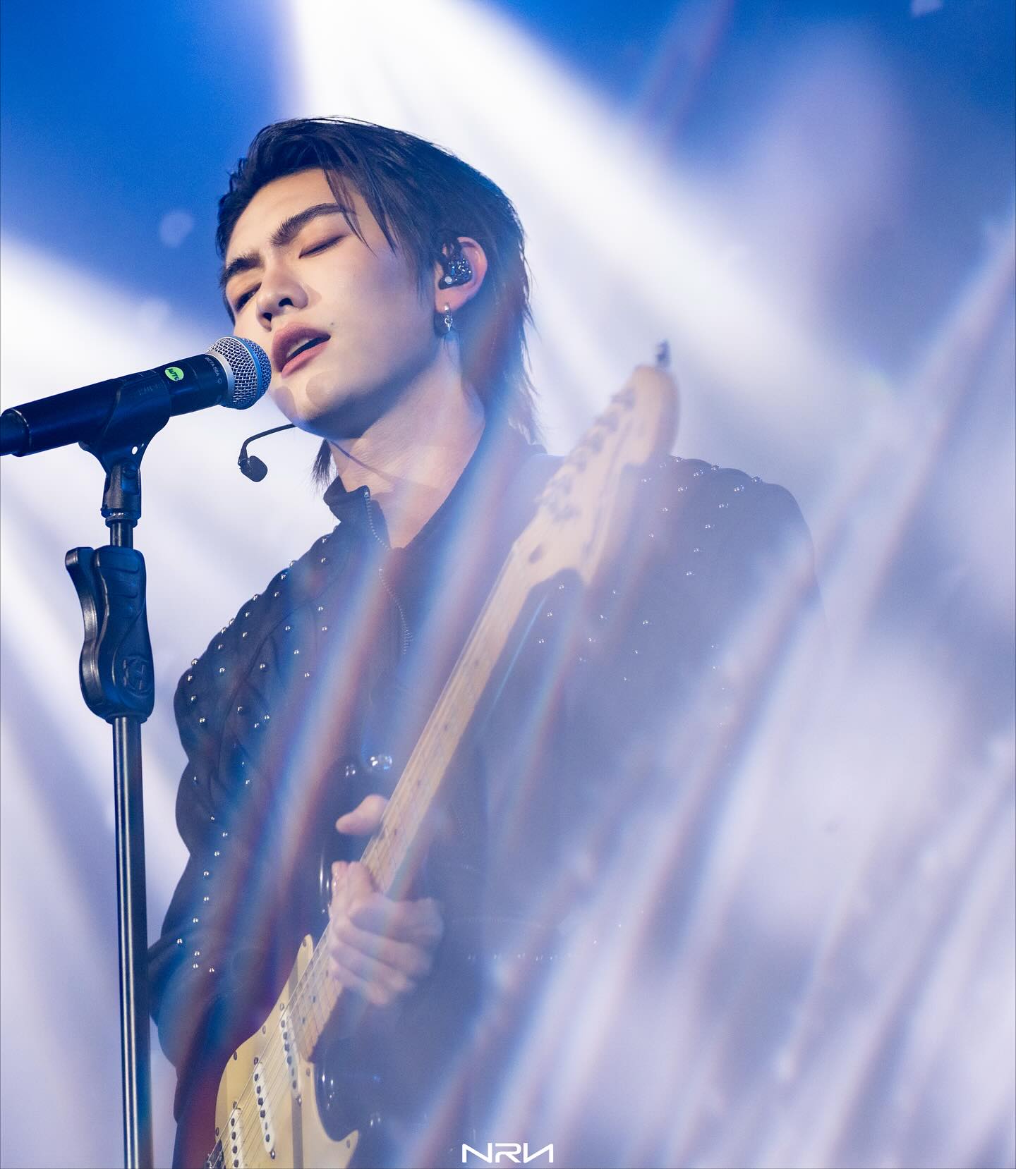 บอส - ชัยกมล เสริมส่งวิทยะ