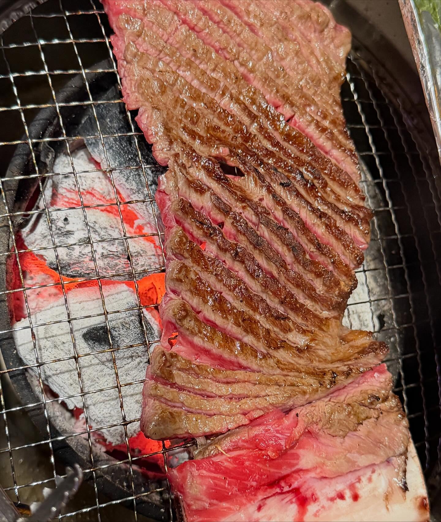 บอส - ชัยกมล เสริมส่งวิทยะ