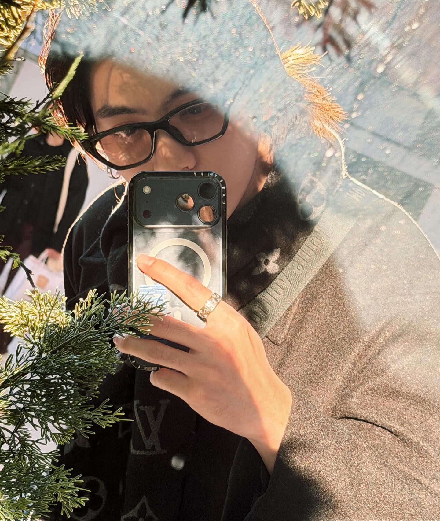 บอส - ชัยกมล เสริมส่งวิทยะ