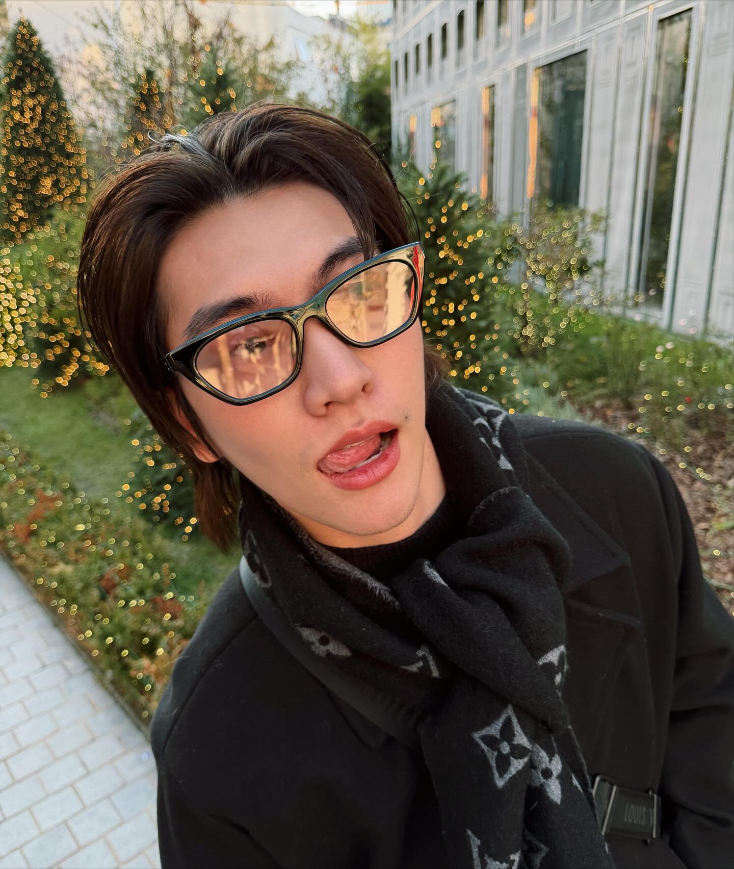 บอส - ชัยกมล เสริมส่งวิทยะ