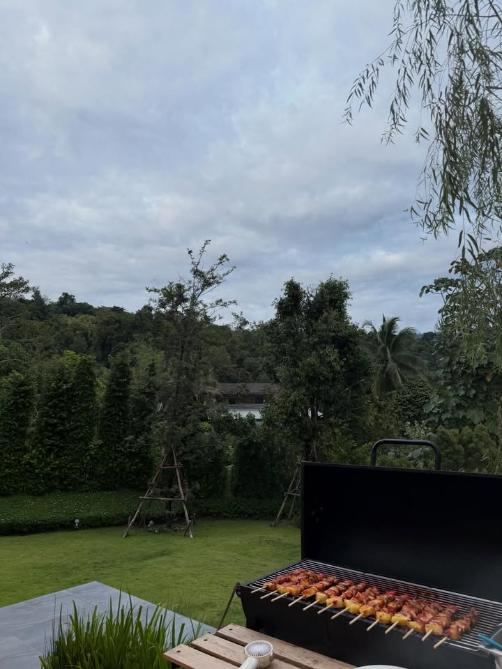 บอส - ชัยกมล เสริมส่งวิทยะ