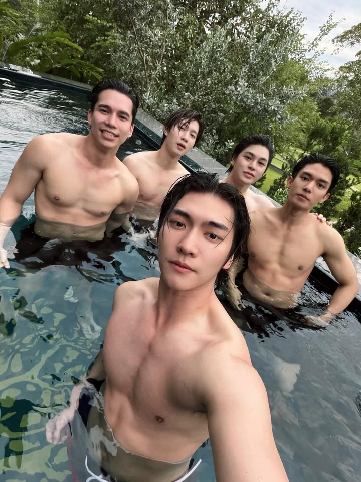 บอส - ชัยกมล เสริมส่งวิทยะ