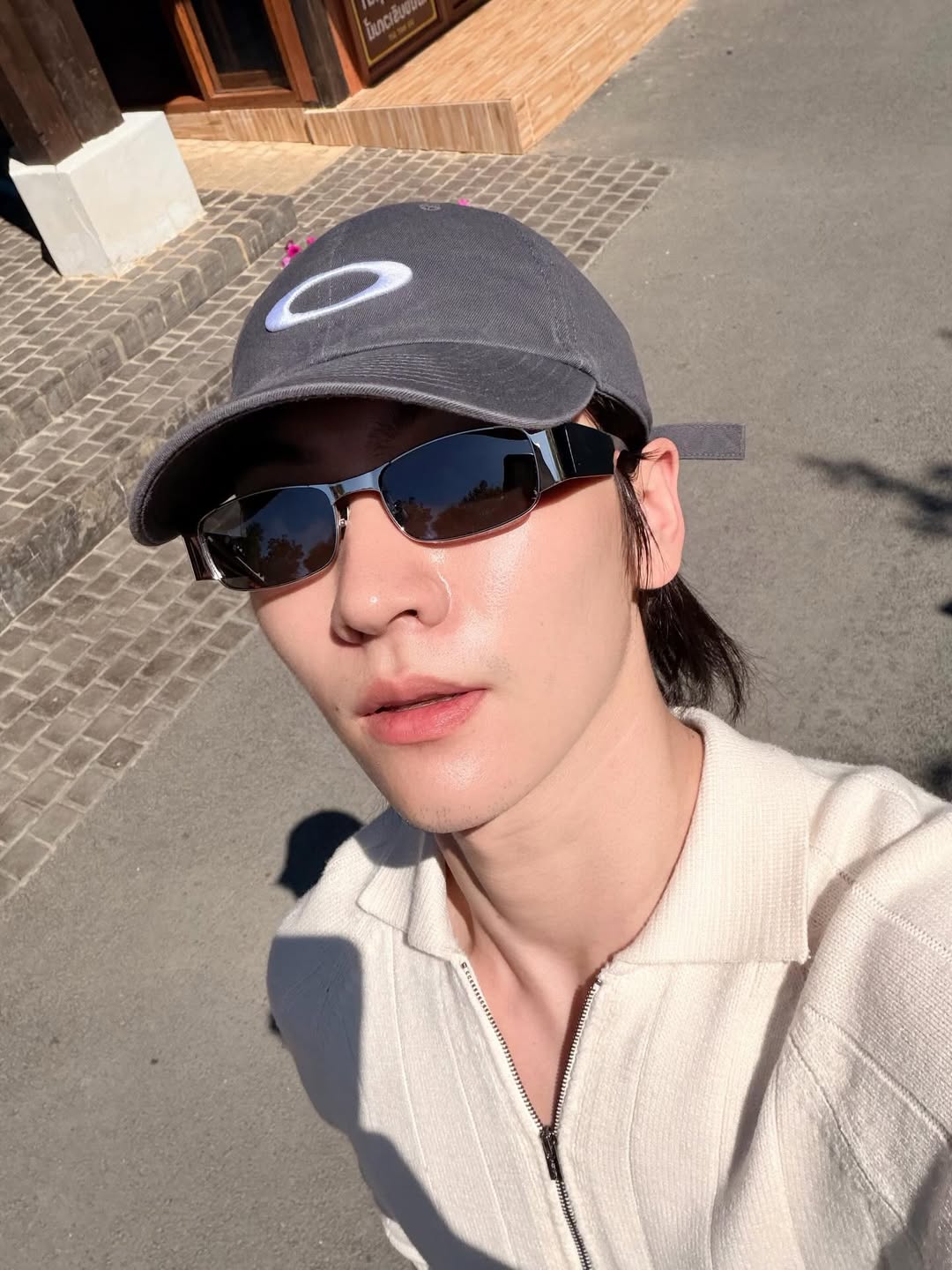 บอส - ชัยกมล เสริมส่งวิทยะ