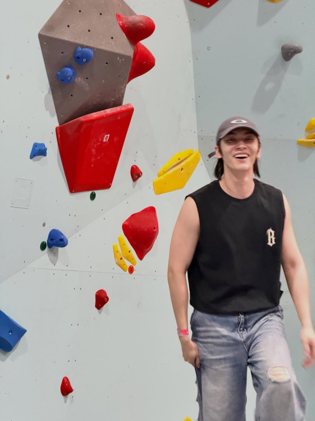 บอส - ชัยกมล เสริมส่งวิทยะ