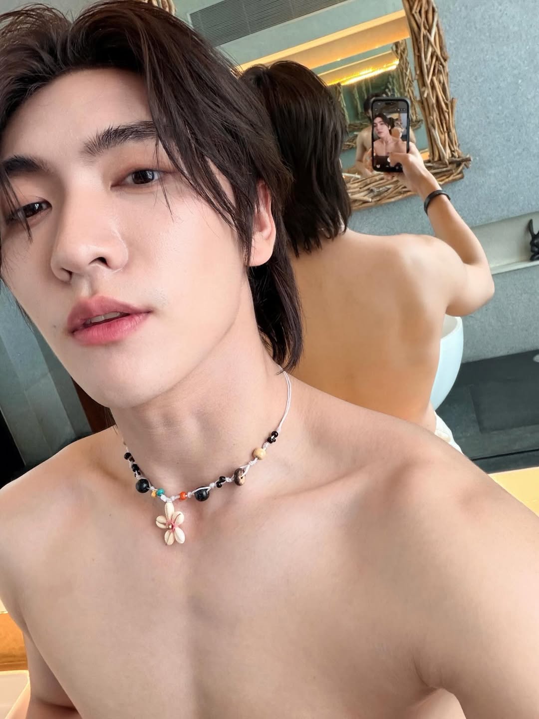 บอส - ชัยกมล เสริมส่งวิทยะ