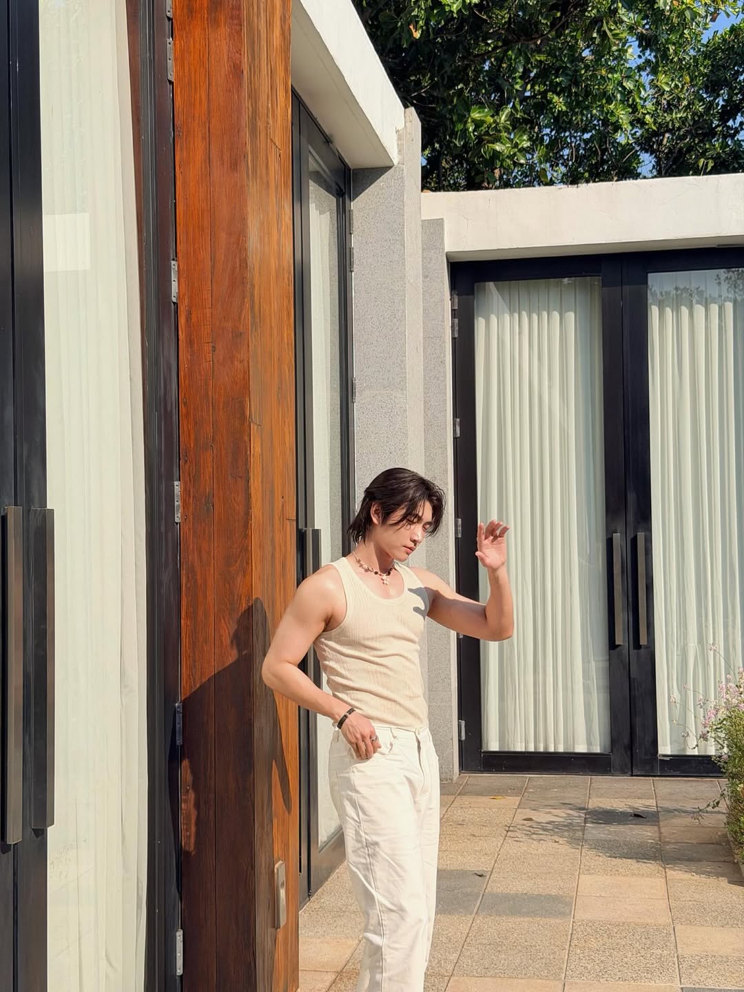 บอส - ชัยกมล เสริมส่งวิทยะ