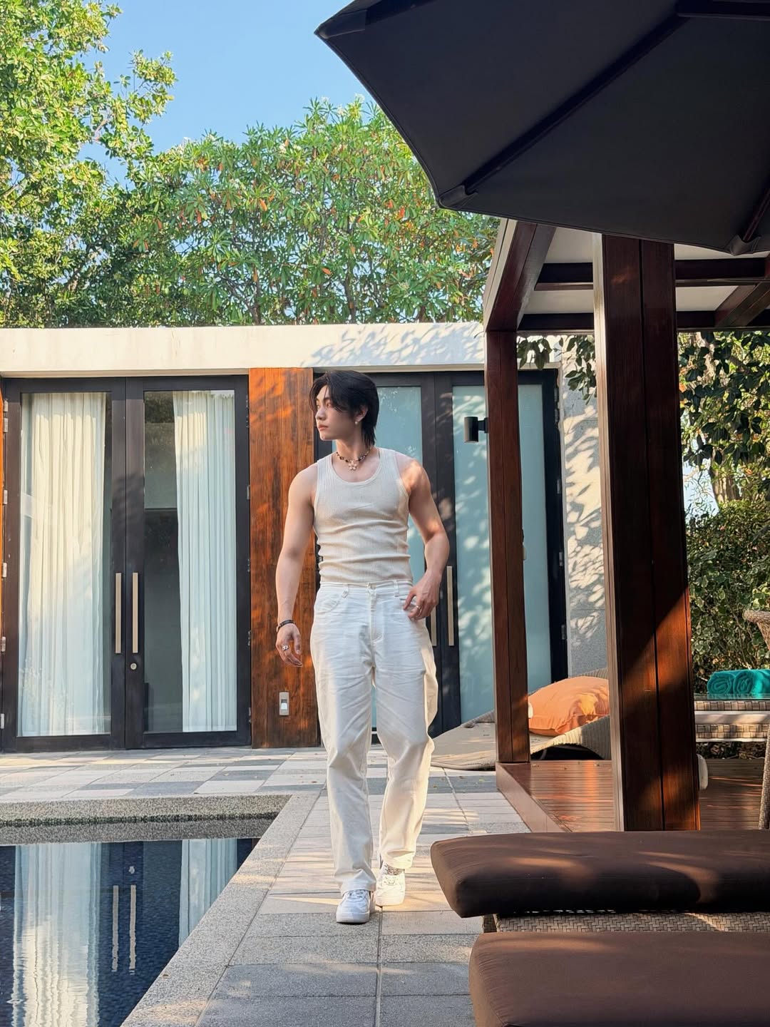 บอส - ชัยกมล เสริมส่งวิทยะ