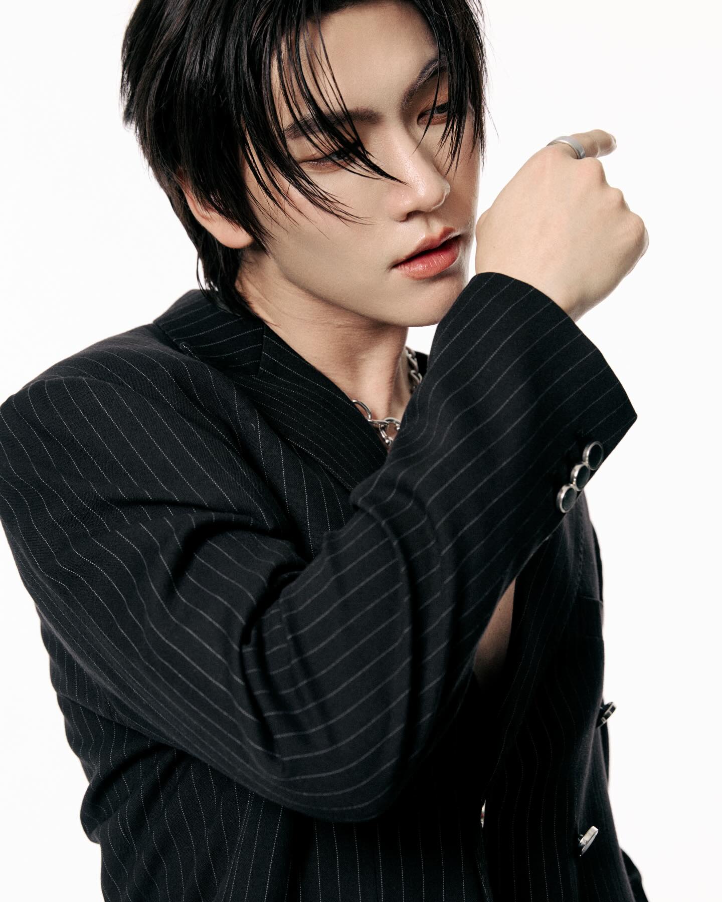 บอส - ชัยกมล เสริมส่งวิทยะ