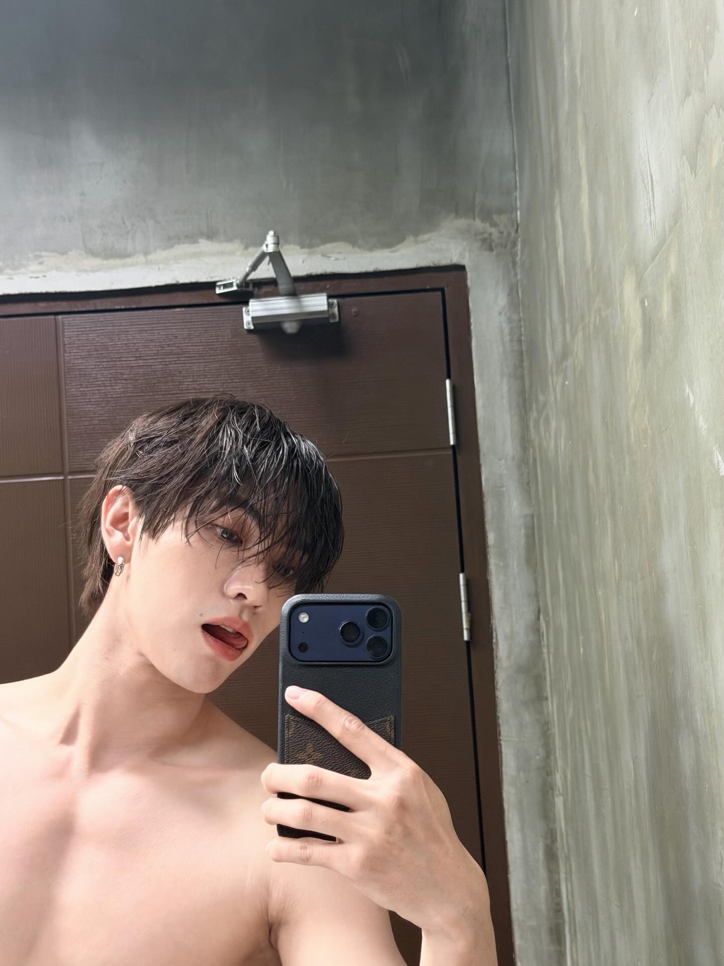 บอส - ชัยกมล เสริมส่งวิทยะ