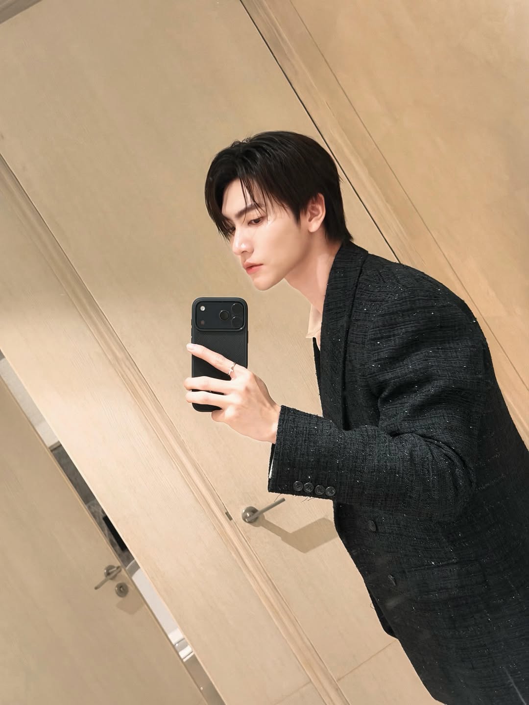 บอส - ชัยกมล เสริมส่งวิทยะ