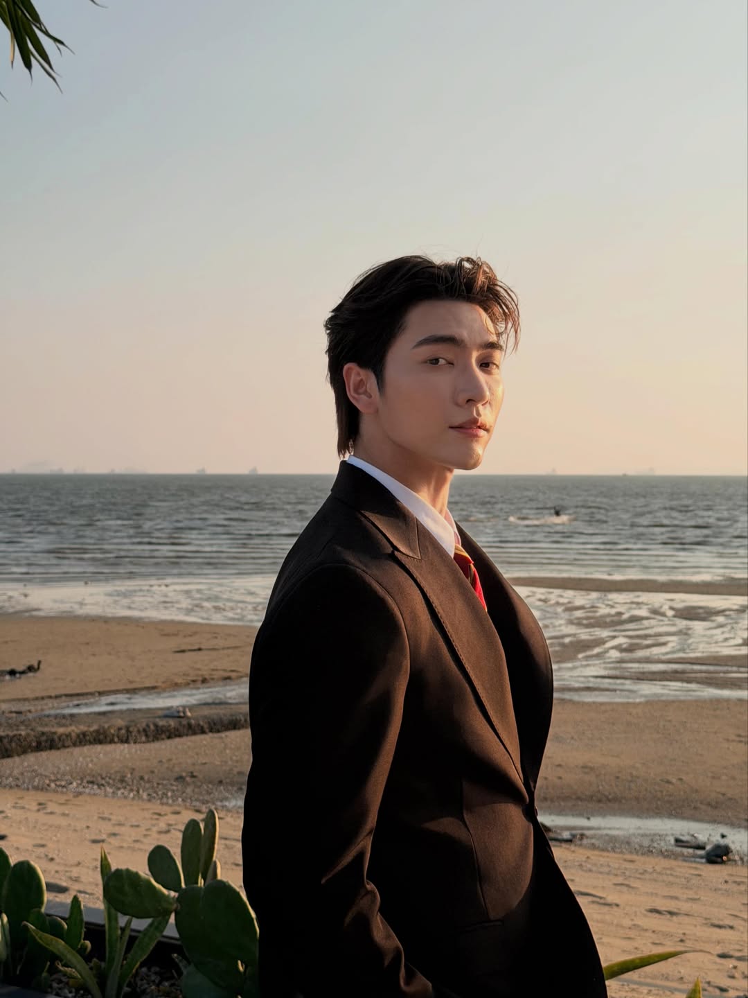 บอส - ชัยกมล เสริมส่งวิทยะ