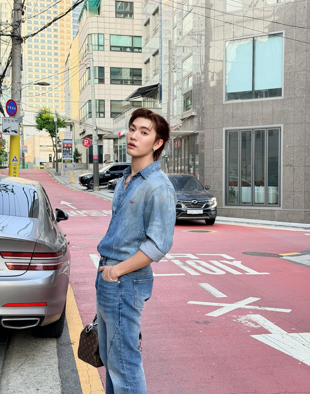 บอส - ชัยกมล เสริมส่งวิทยะ