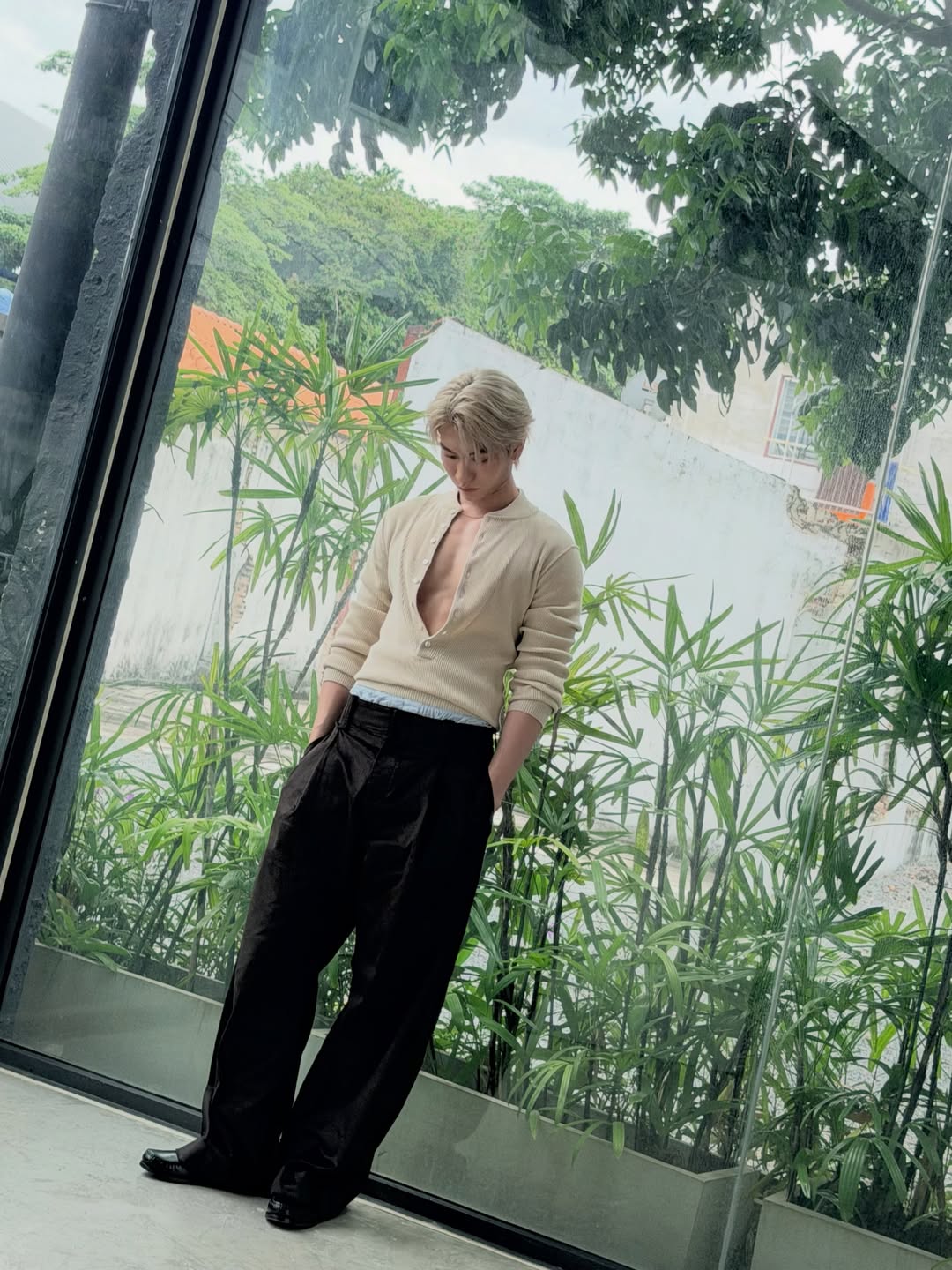 บอส - ชัยกมล เสริมส่งวิทยะ