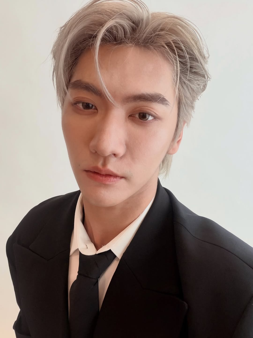 บอส - ชัยกมล เสริมส่งวิทยะ