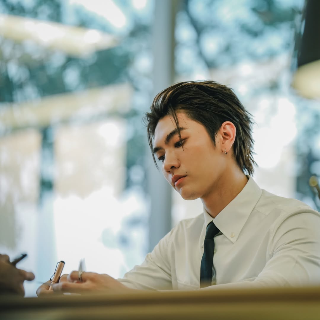 บอส - ชัยกมล เสริมส่งวิทยะ