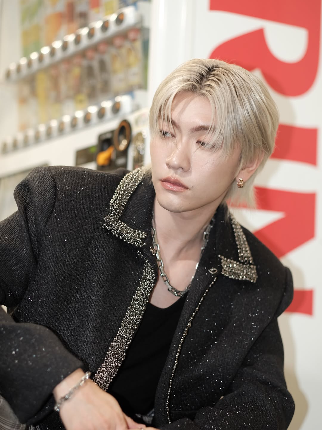 บอส - ชัยกมล เสริมส่งวิทยะ