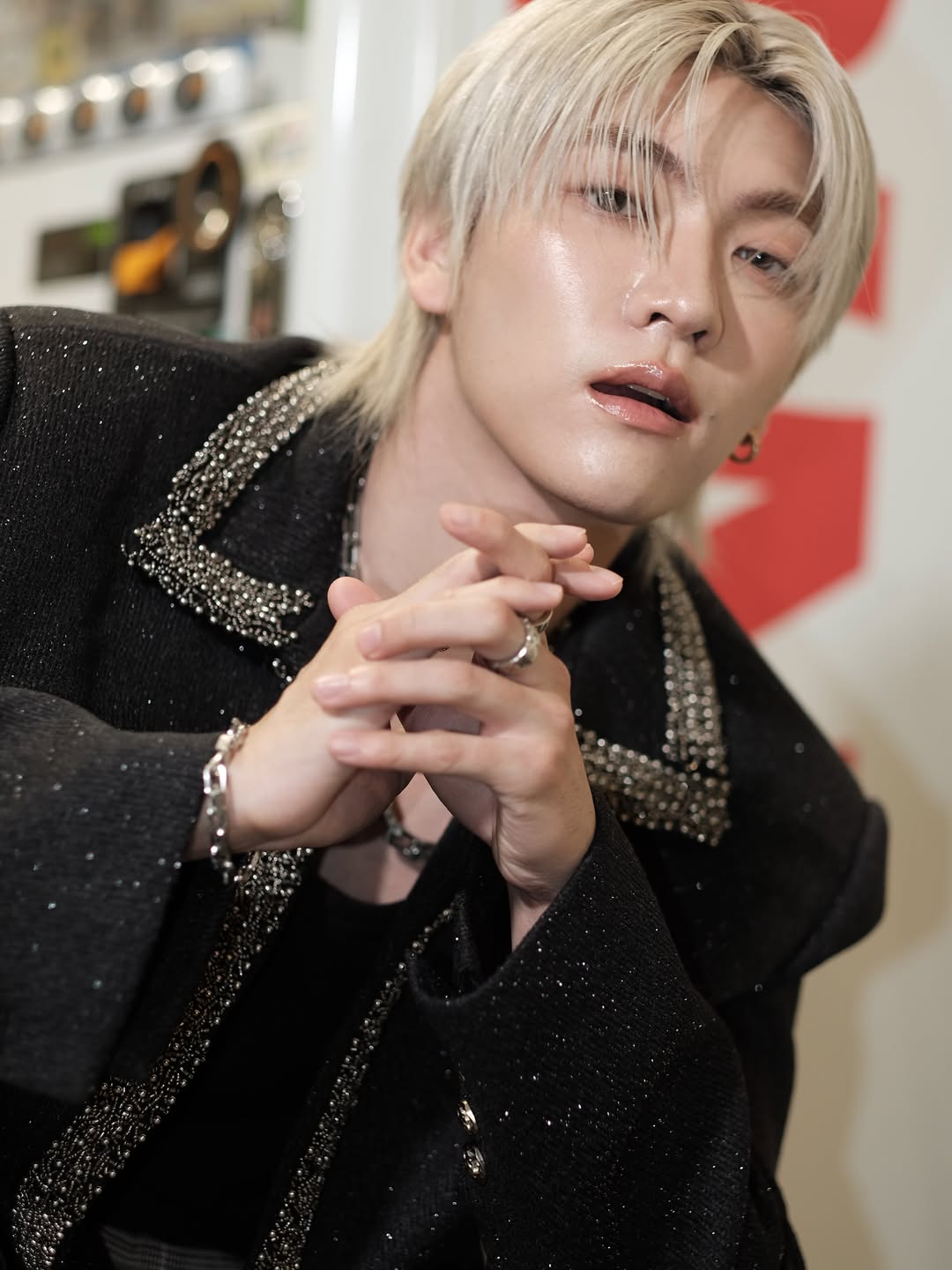 บอส - ชัยกมล เสริมส่งวิทยะ