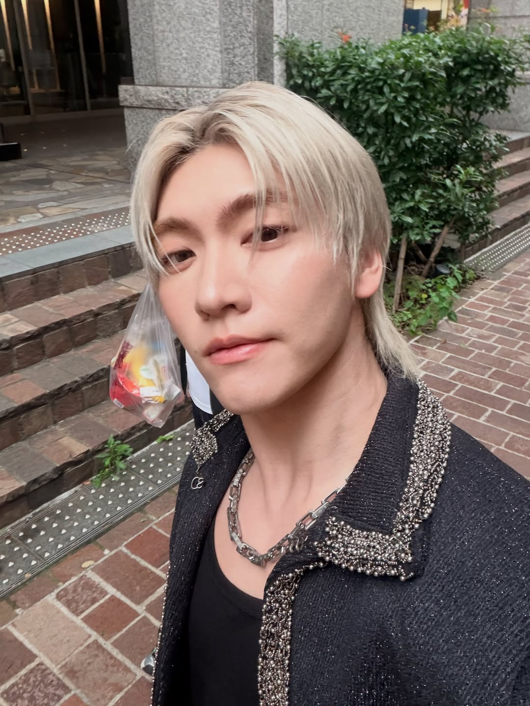 บอส - ชัยกมล เสริมส่งวิทยะ