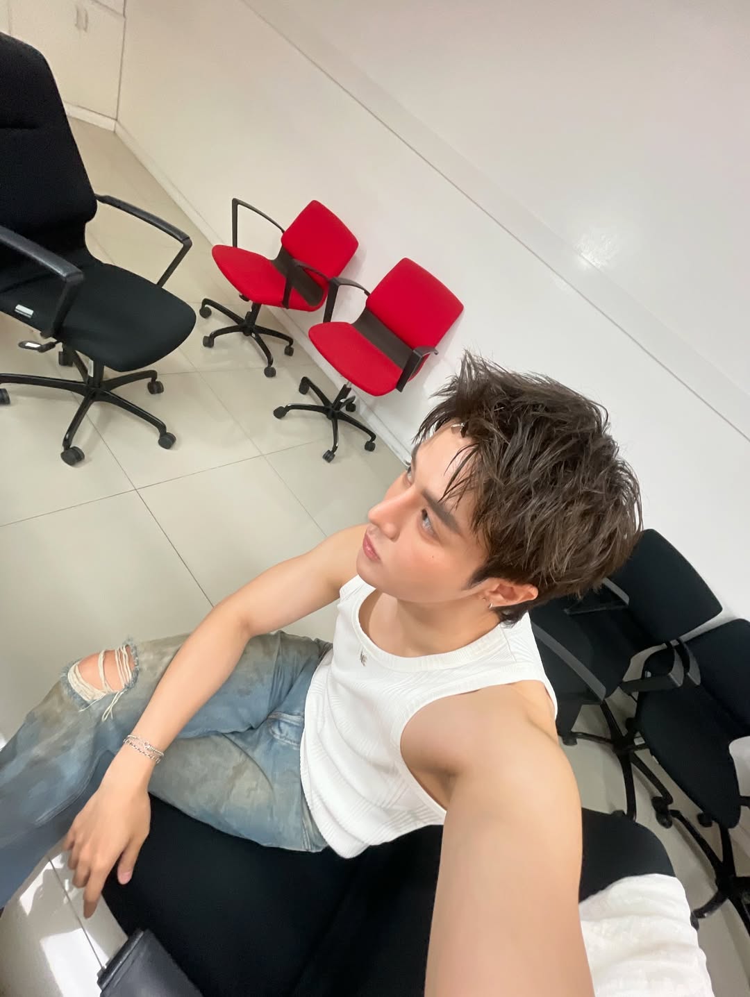 อาร์ม - วีรยุทธ จันทร์สุข