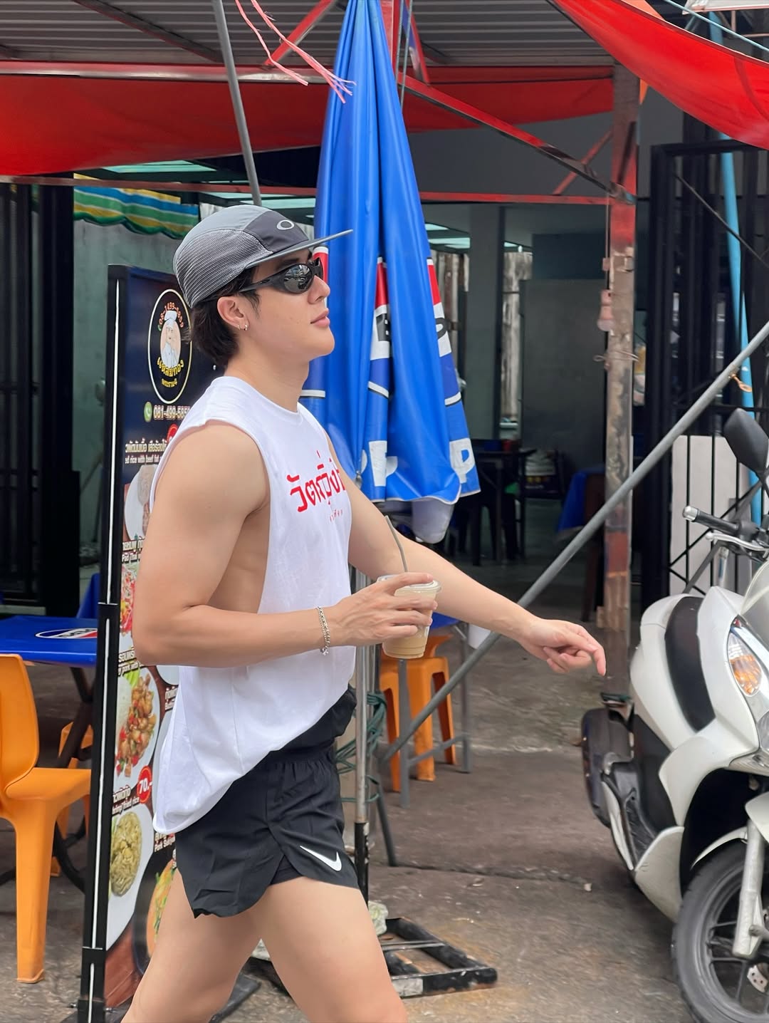 อาร์ม - วีรยุทธ จันทร์สุข