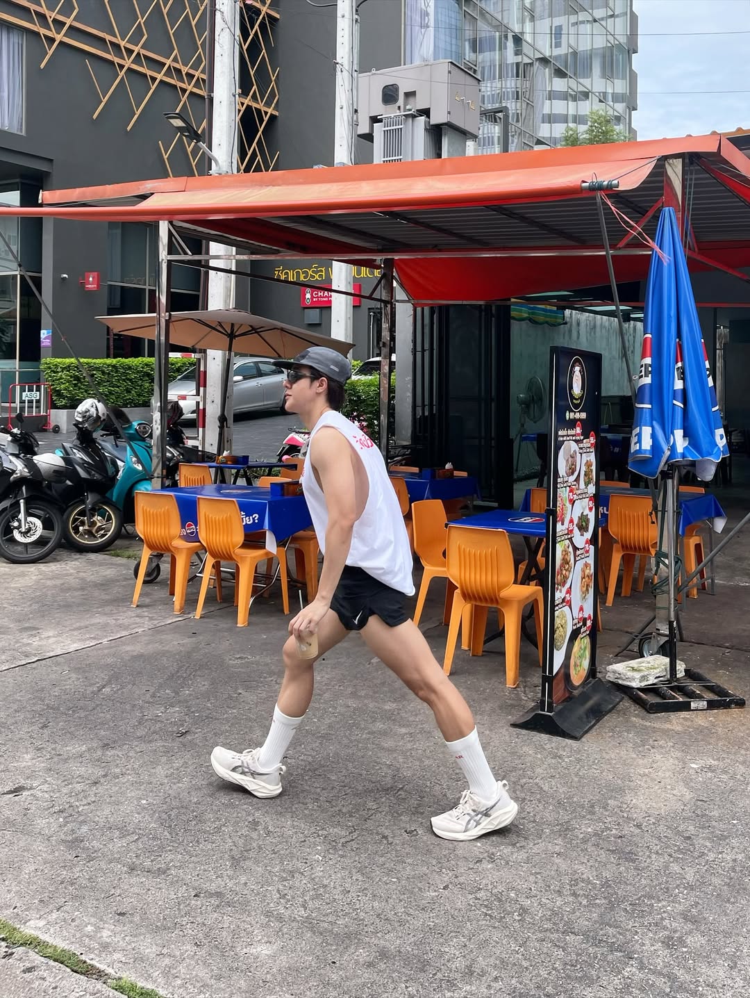 อาร์ม - วีรยุทธ จันทร์สุข